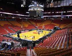 The stadium can hold over 19,600 spectators for a The stadium can hold over 19,600 spectators for a basketball match. For the center stage location, it can hold more than 20,000 audiences for a 360° s